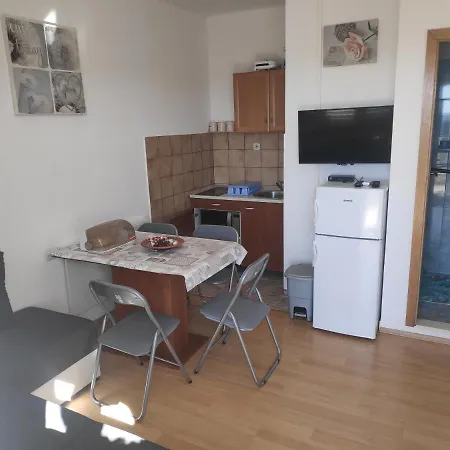 Kalafat * Vinisce
